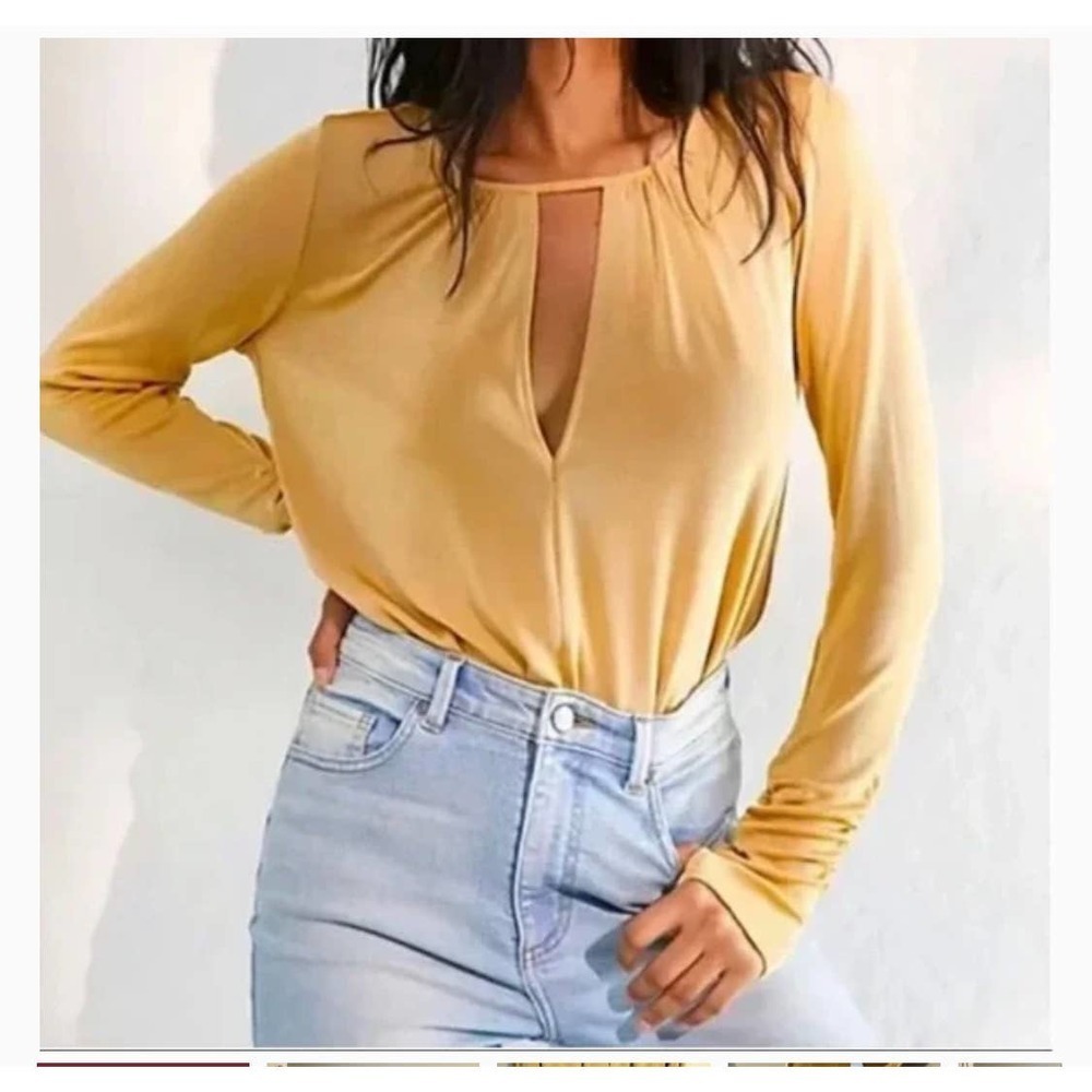Free People women’s Kaya keyhole long sleeve Bodysuit in Gold Shimmery sz XS